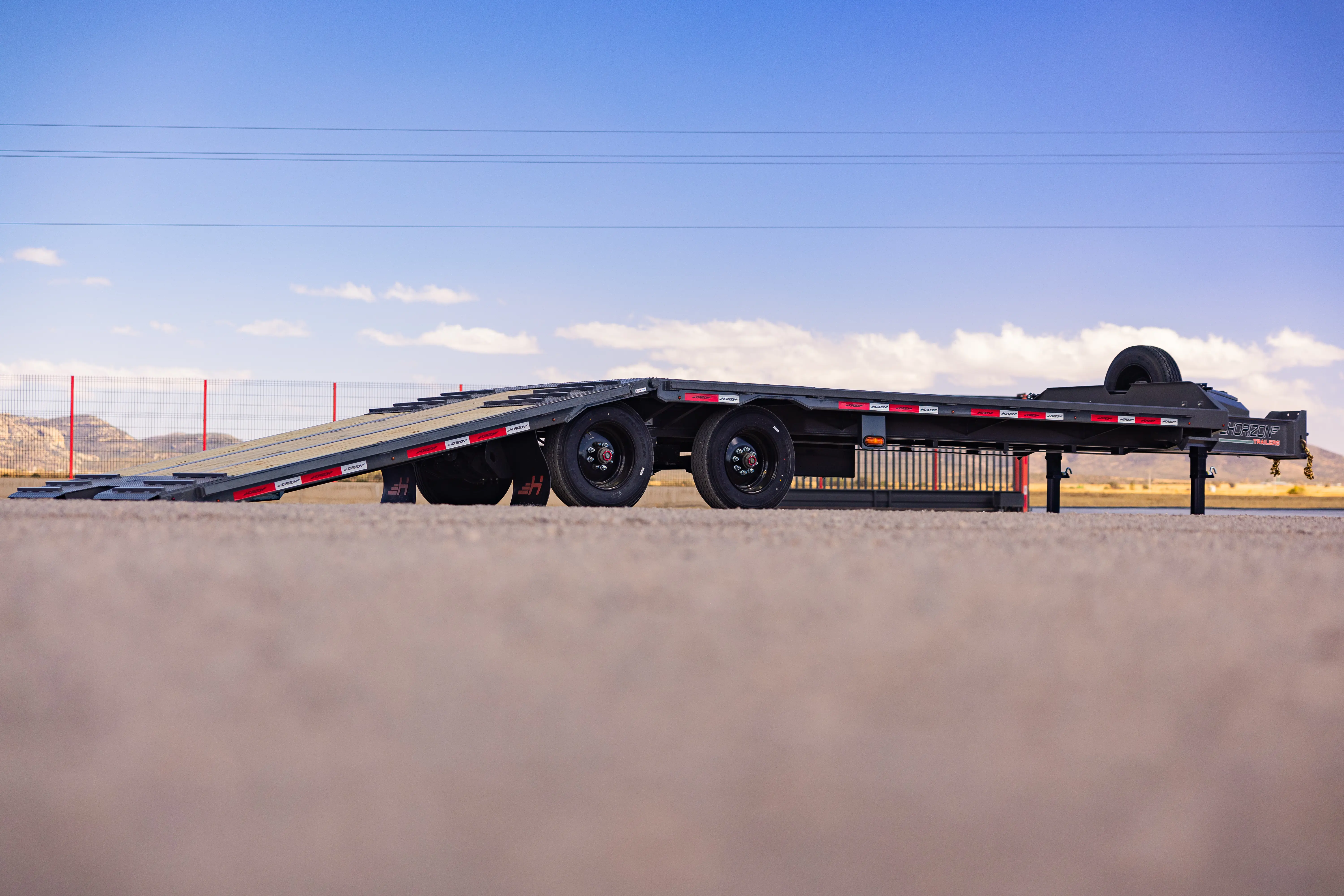 horizon trailers img
